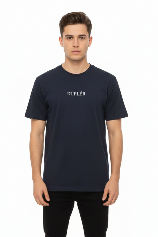 Duplér Navy T-shirt – On Model
